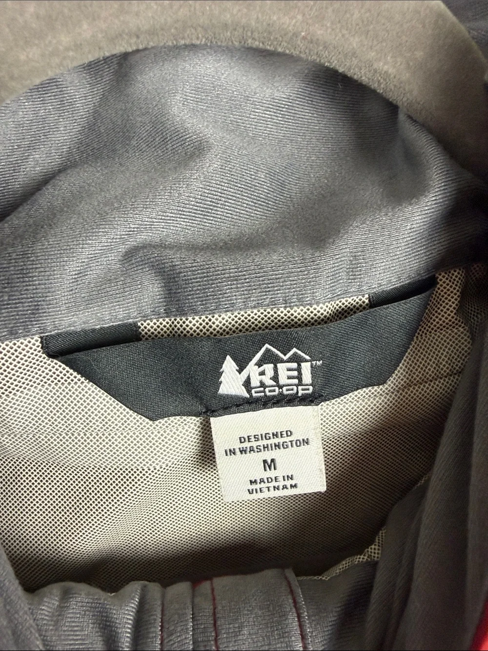 REI Co-op Waterproof Hooded Rain Jacket Red Men’s Medium Hiking
